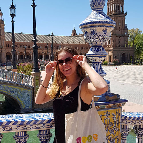<img src="plaza_espana_-_maureen.jpg" alt="intern Maureen at plaza espana seville">