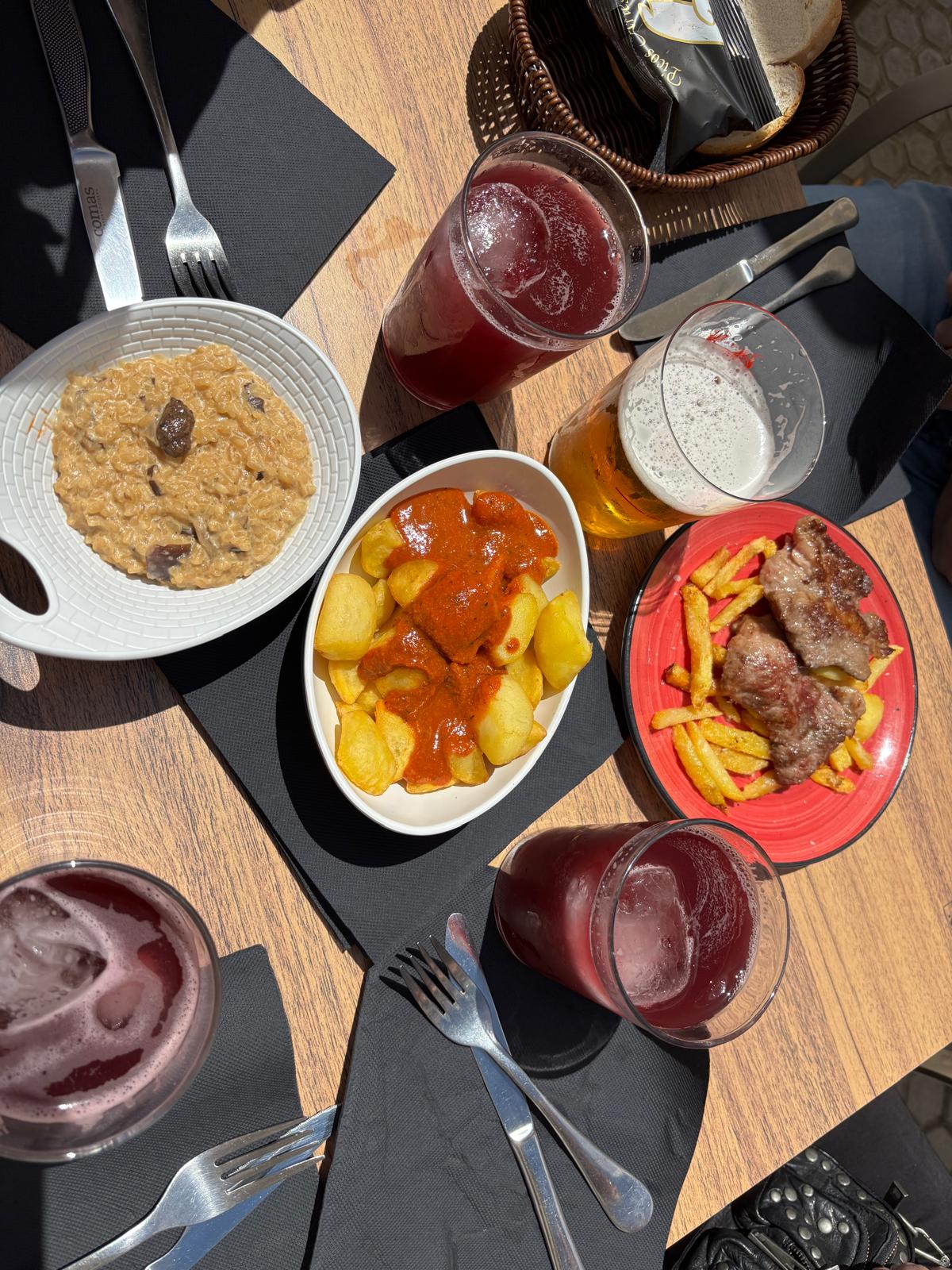 La cultura de las tapas: cómo comer como un sevillano